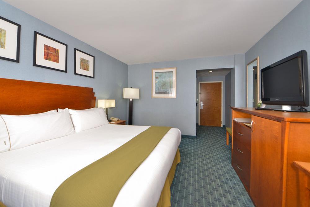 Holiday Inn Express Laguardia Airport, An Ihg Hotel New York Dış mekan fotoğraf